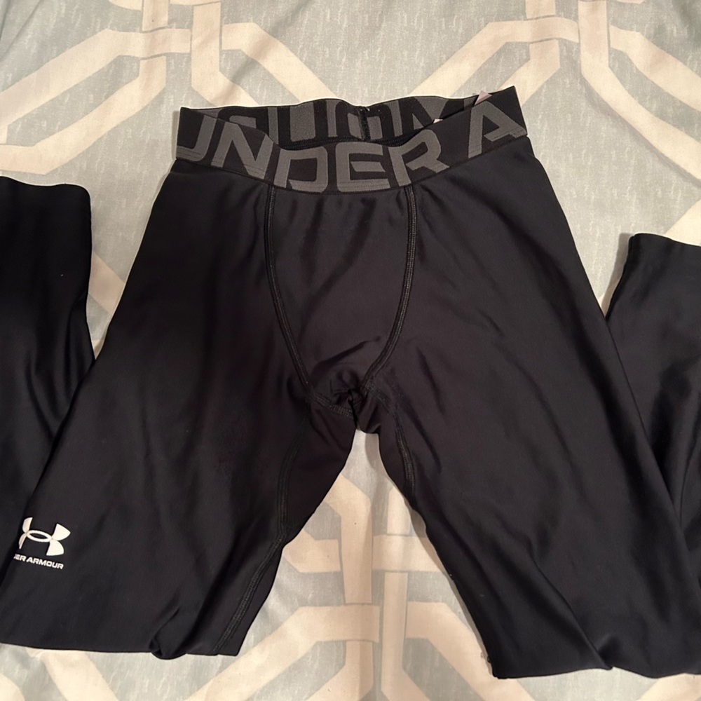 Boys Under Armour Black HeatGear Leggings